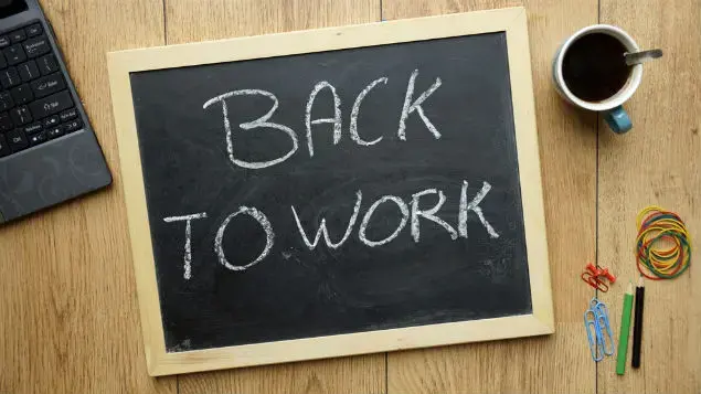 Back to ... Work: Ecco la Guida di MoltoUomo.it per un ritorno al lavoro alla Grande