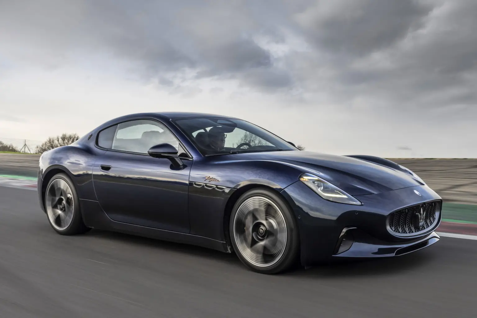 Maserati GranTurismo Folgore: la 100% elettrica che combina eleganza e potenza